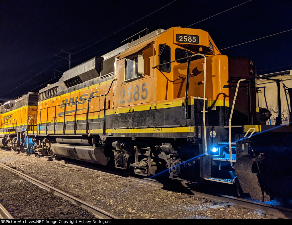 BNSF 2585